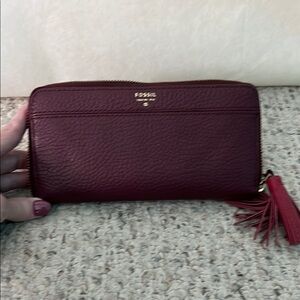 Fossil Red/Burgundy Wallet Sleek Pebbled Leather